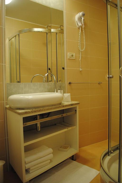 Rooms Piazzetta Крес Стая снимка