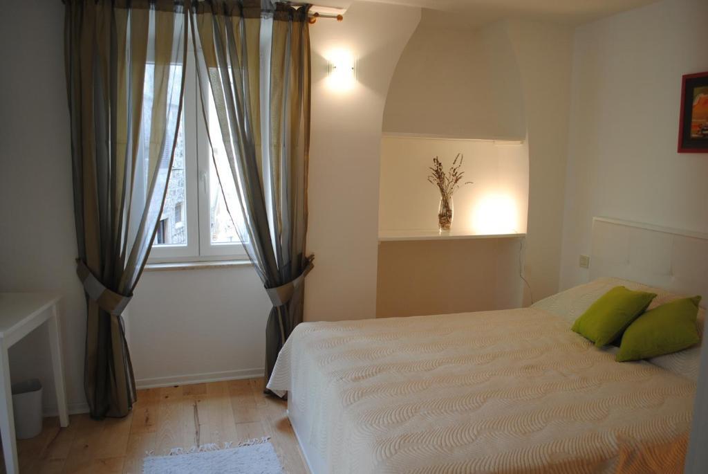 Rooms Piazzetta Крес Стая снимка